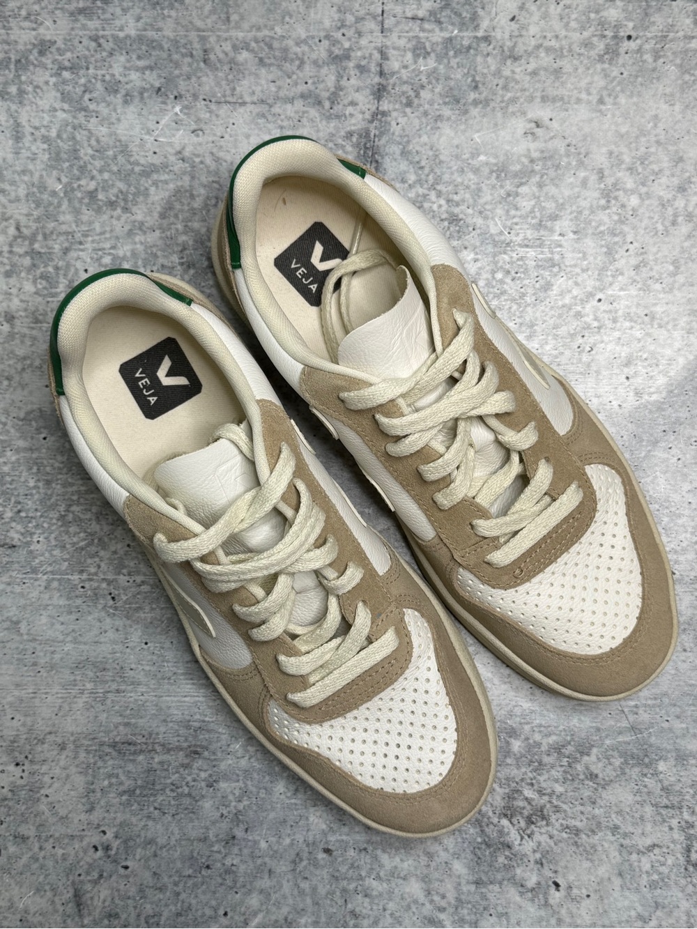 Veja V-10 sneakers Extra White Sahara Emeraude 39 - Picture 2 of 9